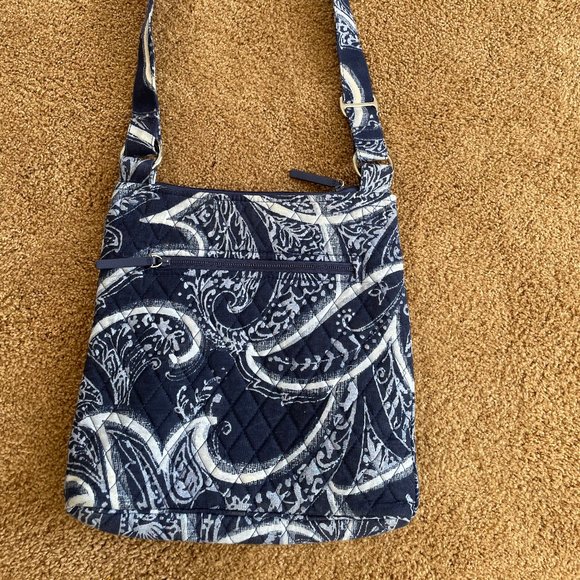 Vera Bradley Hipster Crossbody in Indio Pattern - Picture 1 of 13